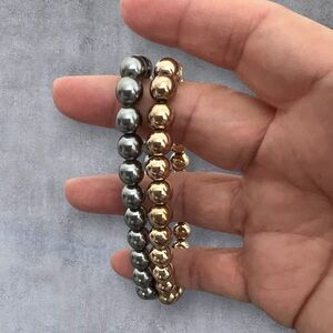Set of 2 stretchy bracelet faux pearls